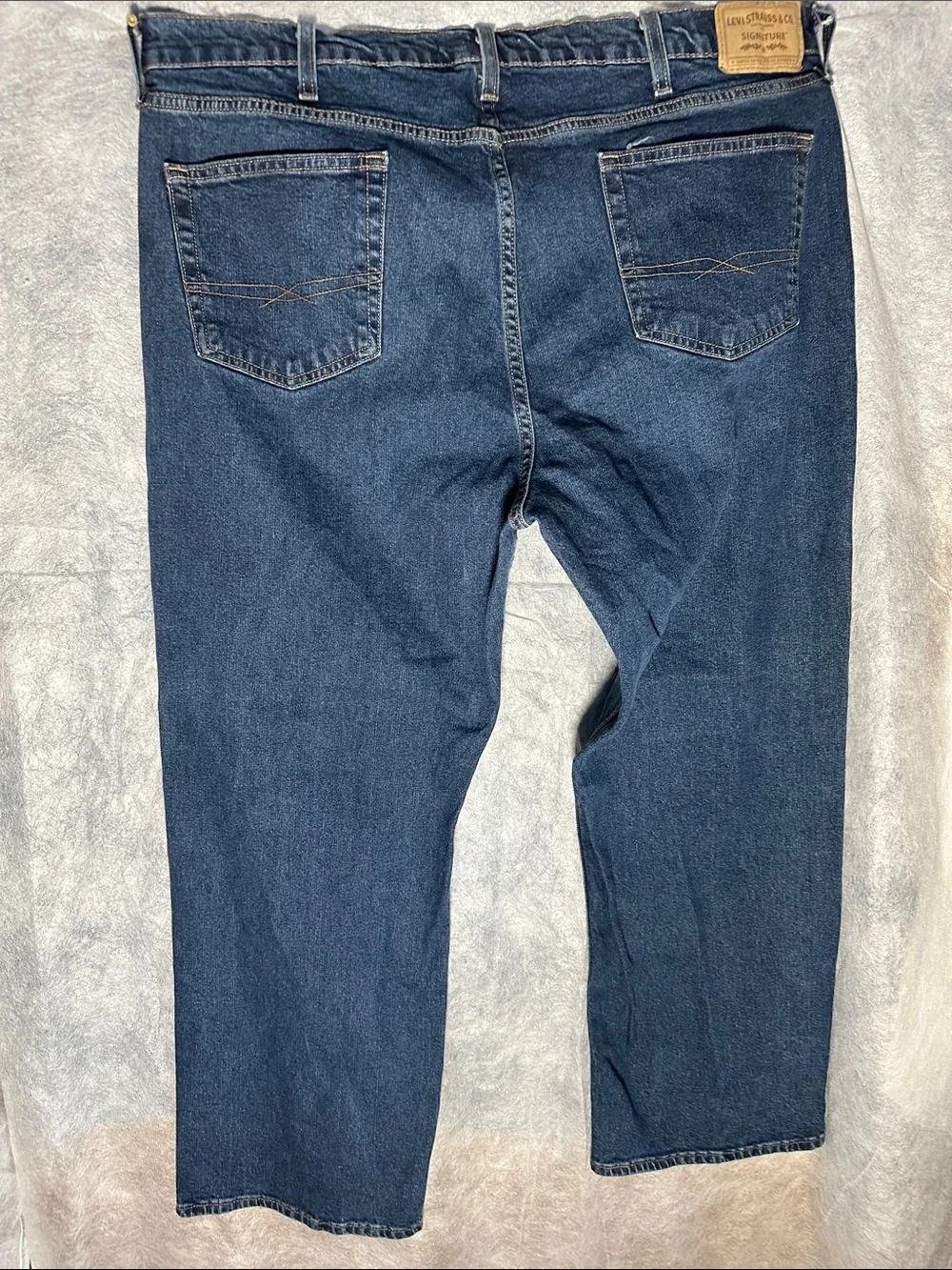 Levi's Men's Straight Jeans in Dark Indigo Wash